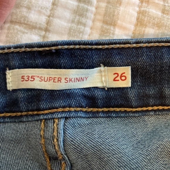 Levi's 535 Super Skinny Dark Wash Sz 26 - Picture 11 of 11
